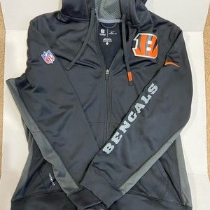 Cincinnati Bengals Nike mens zip up therma-fit jacket, size large